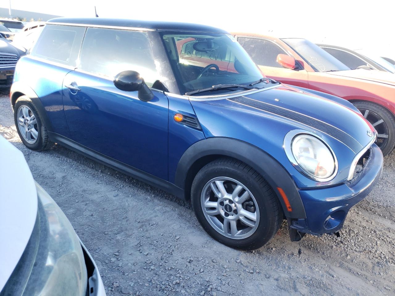 VIN WMWSU3C57DT684097 2013 MINI COOPER no.4