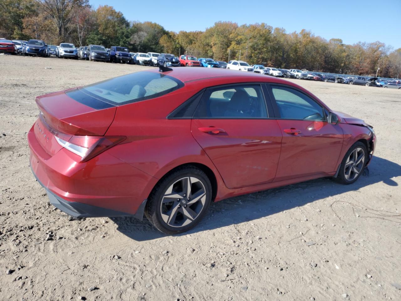 2023 Hyundai Elantra - Image 3