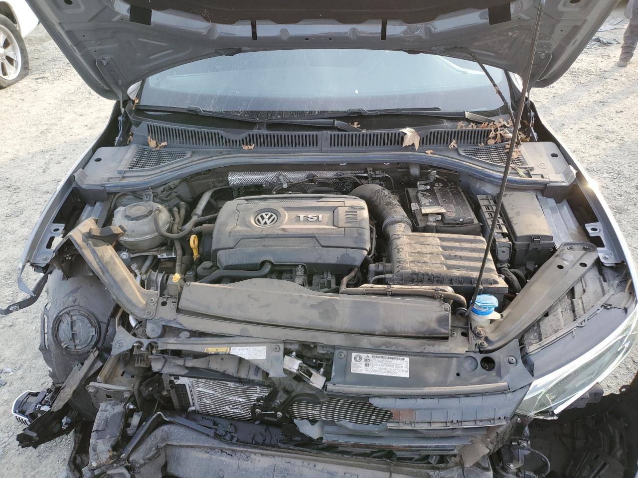 2019 Volkswagen Jetta - Image 11