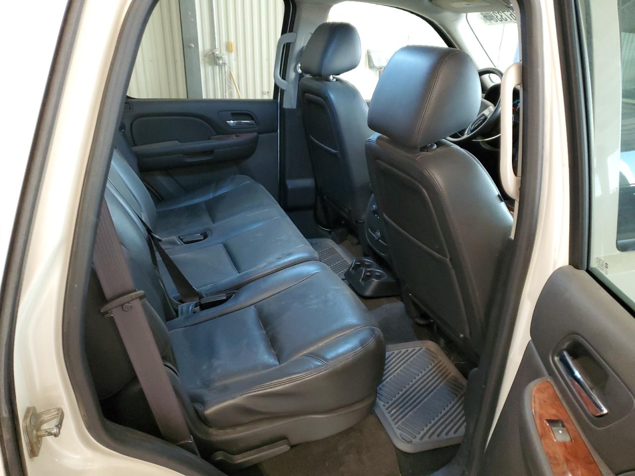 2013 Chevrolet Tahoe - Image 11