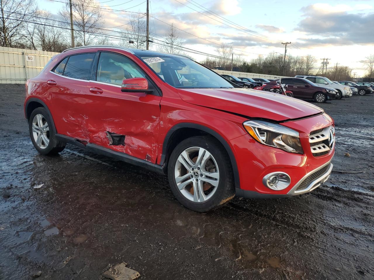 VIN WDCTG4GB8JJ477658 2018 MERCEDES-BENZ GLA-CLASS no.4