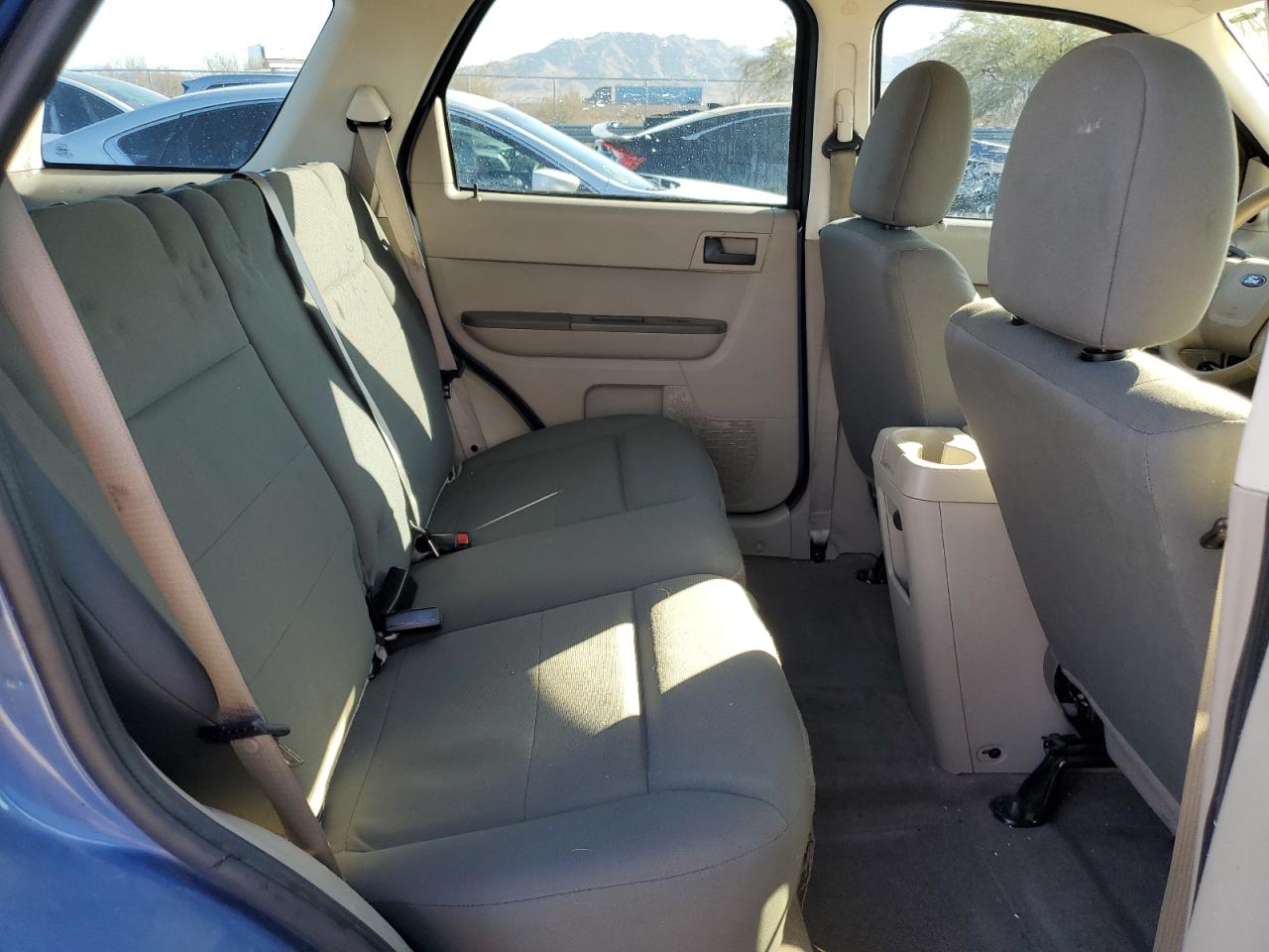 2009 Ford Escape - Image 11