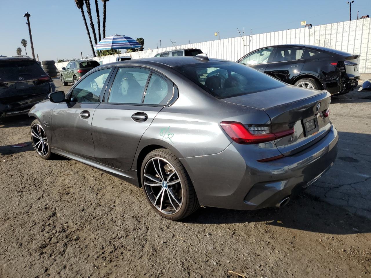 VIN 3MW5P7J04N8C53017 2022 BMW 3 SERIES no.2