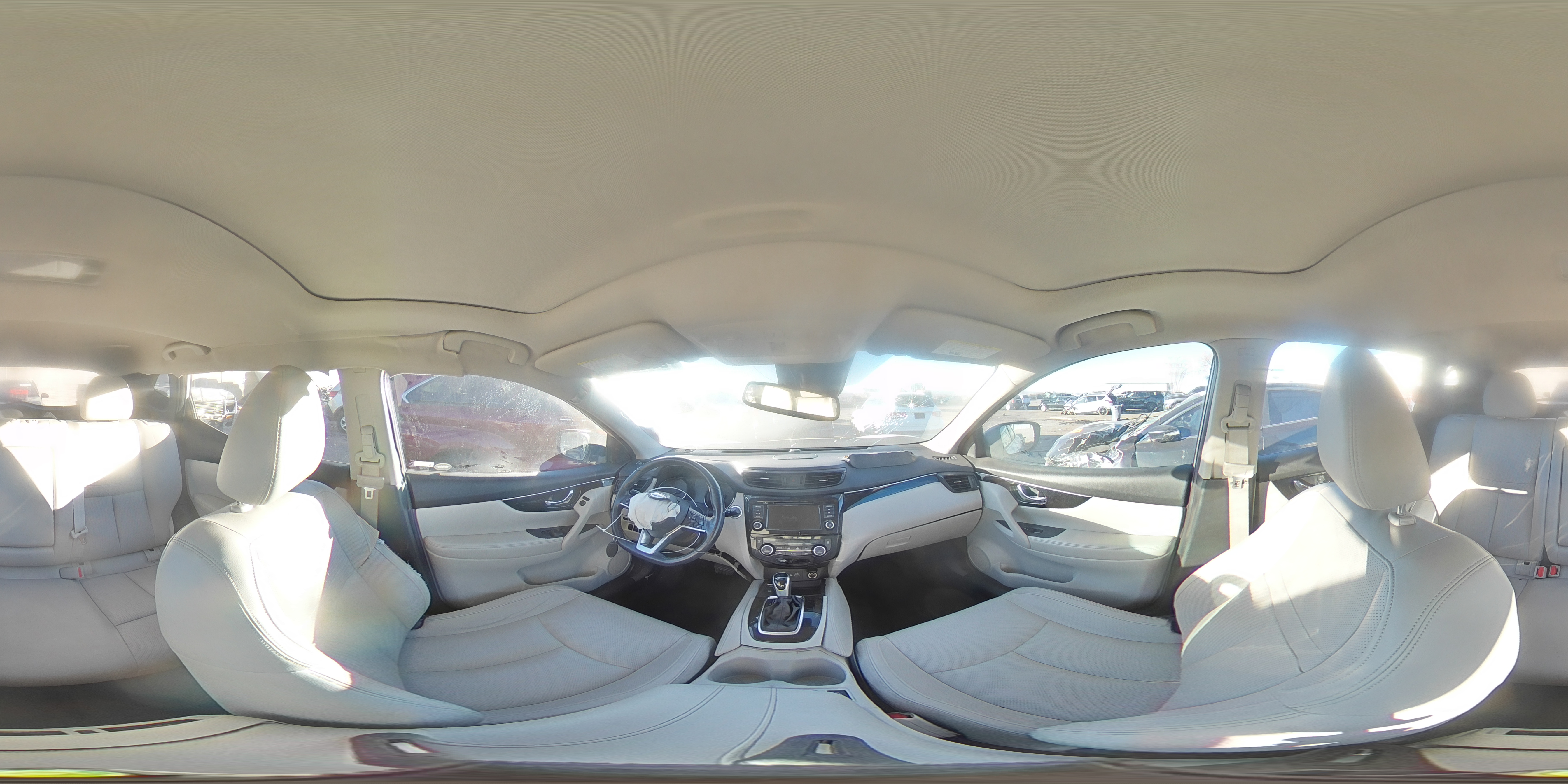2019 Nissan Rogue - Image 14