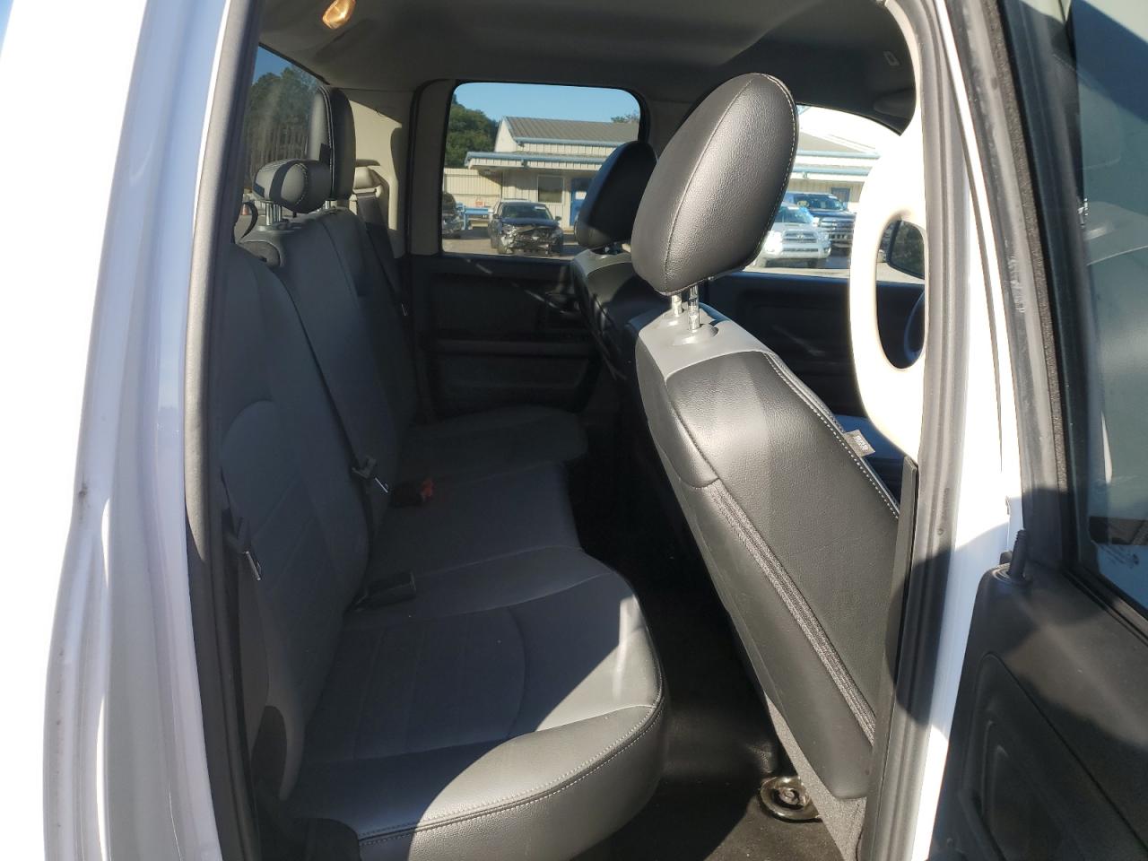 2021 RAM 1500 - Image 10