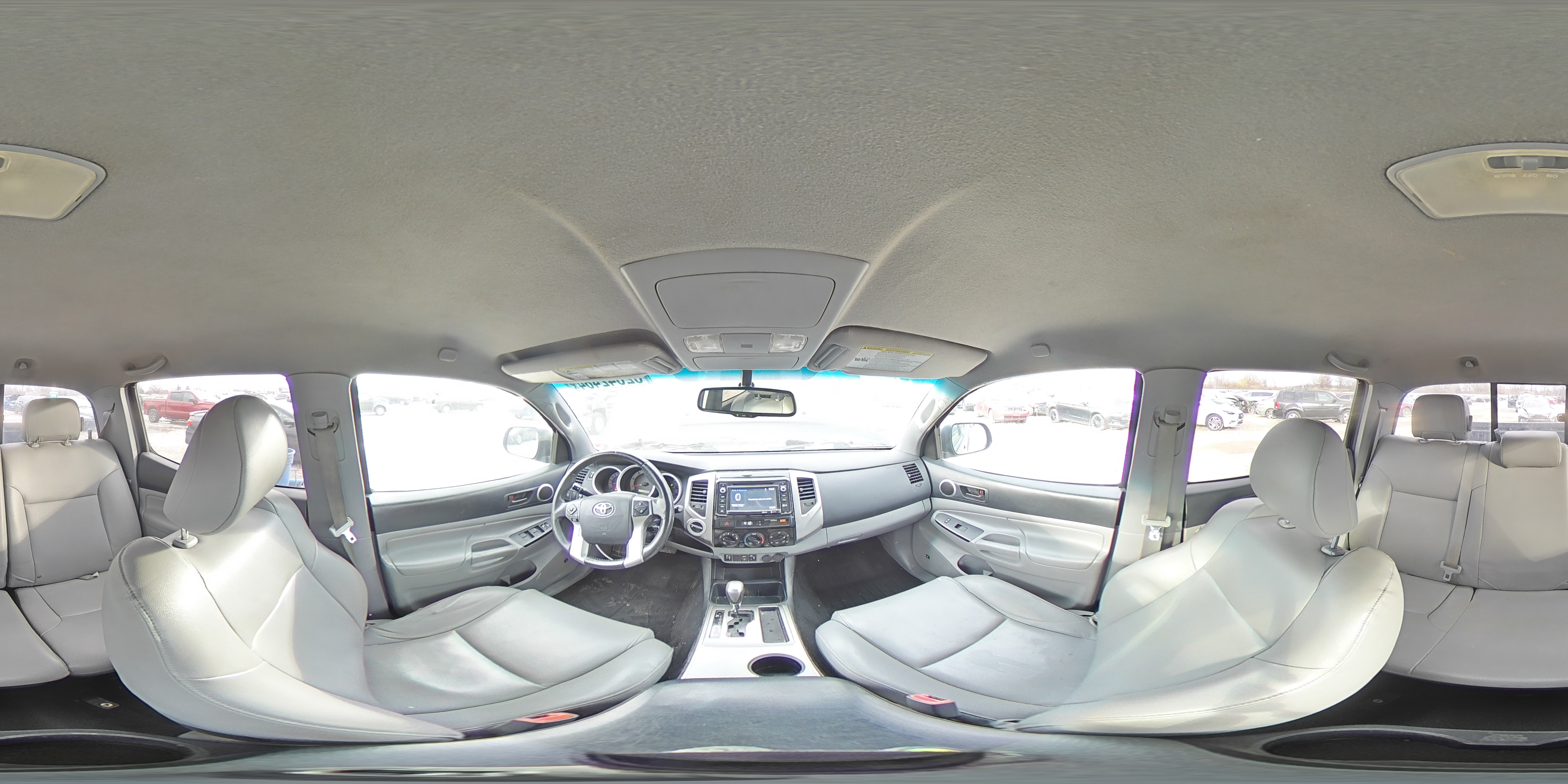2014 Toyota Tacoma - Image 13