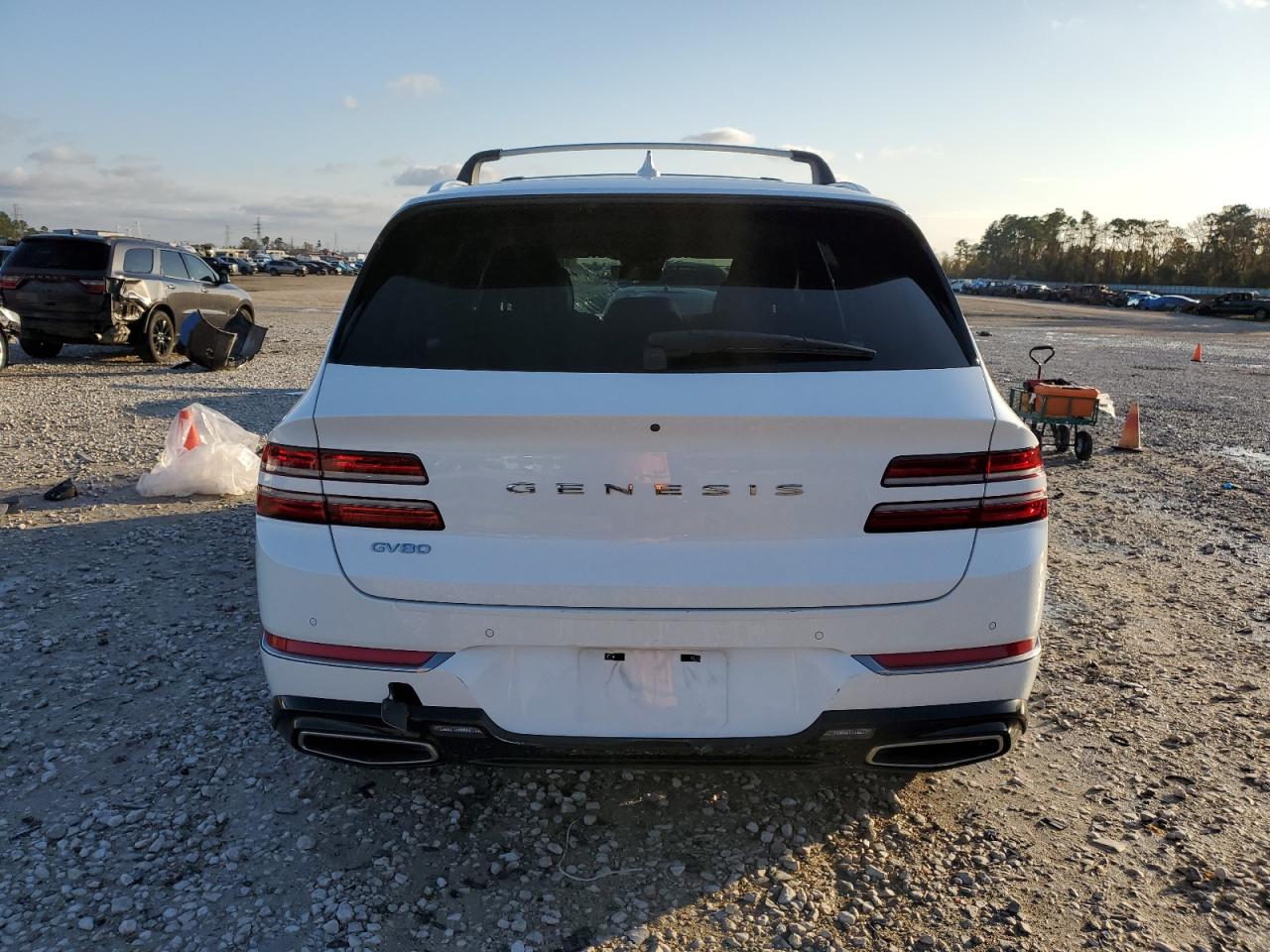 2022 Genesis GV80 - Image 6