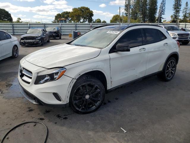 Паркетники MERCEDES-BENZ GLA-CLASS 2016 Белый