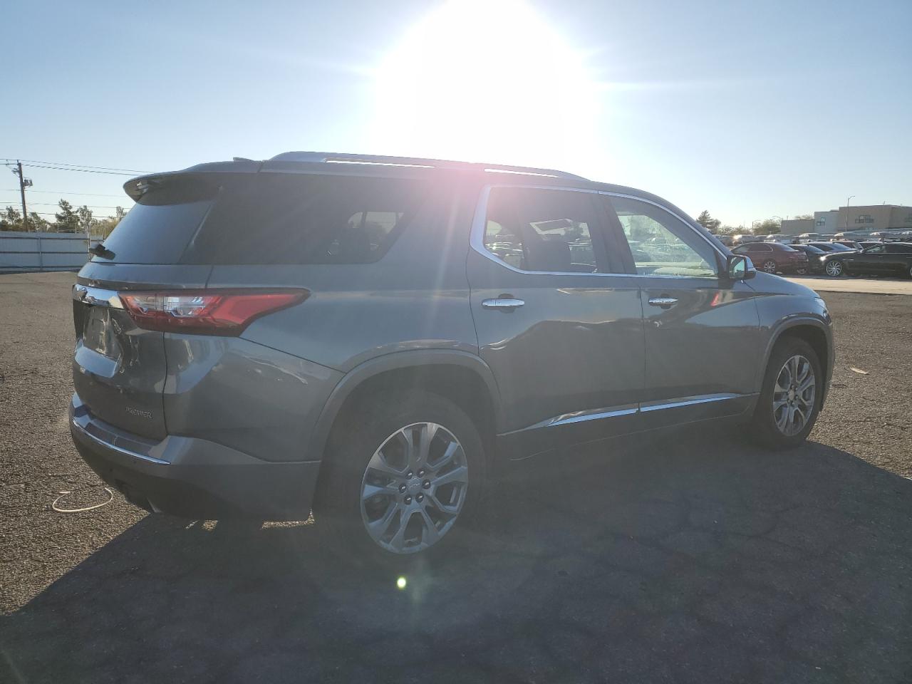 2019 Chevrolet Traverse - Image 3