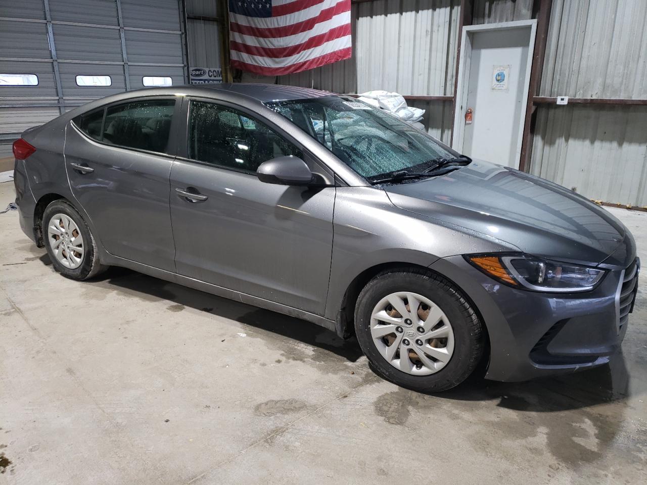 2018 Hyundai Elantra - Image 4