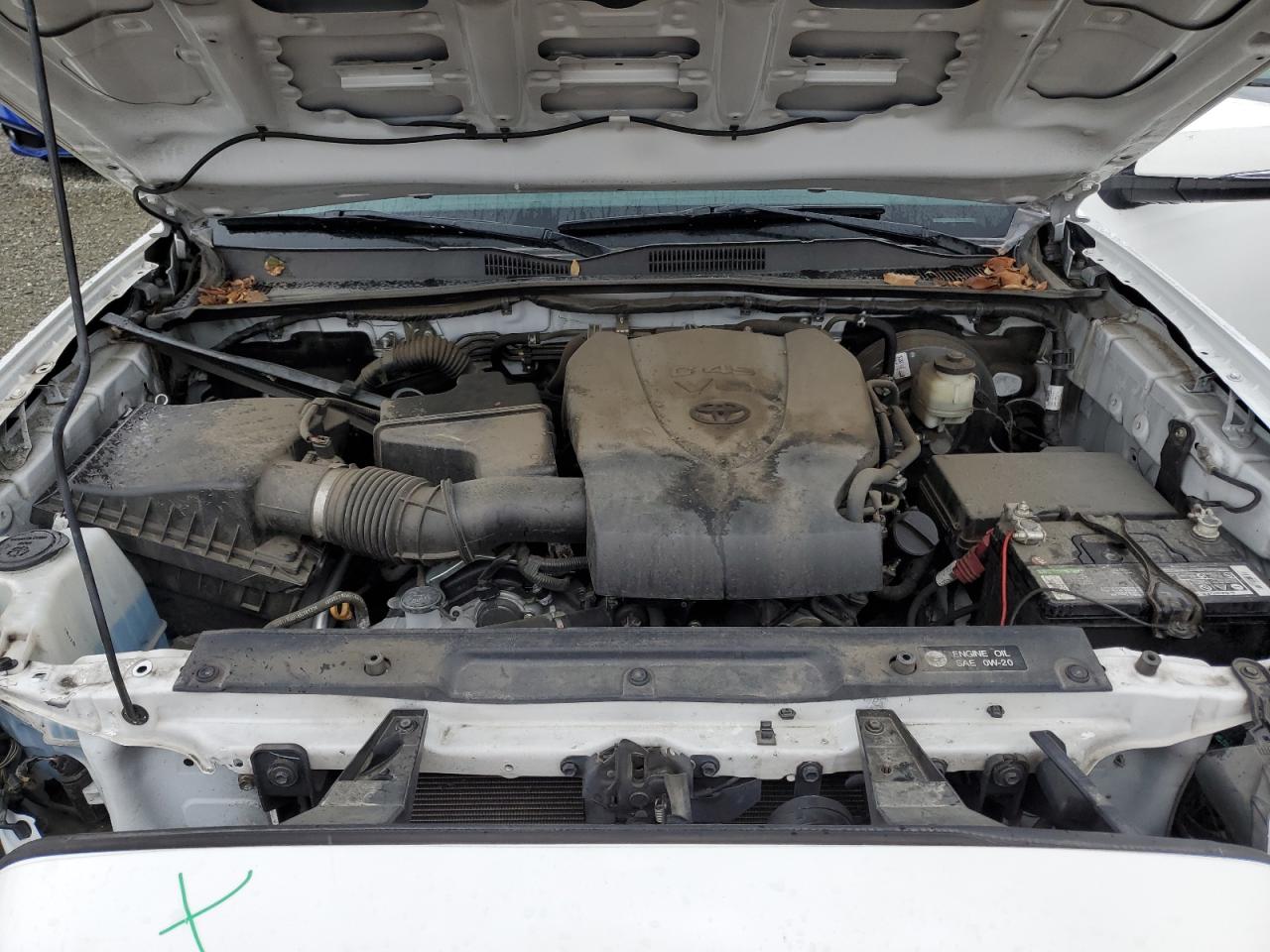 2018 Toyota Tacoma - Image 11