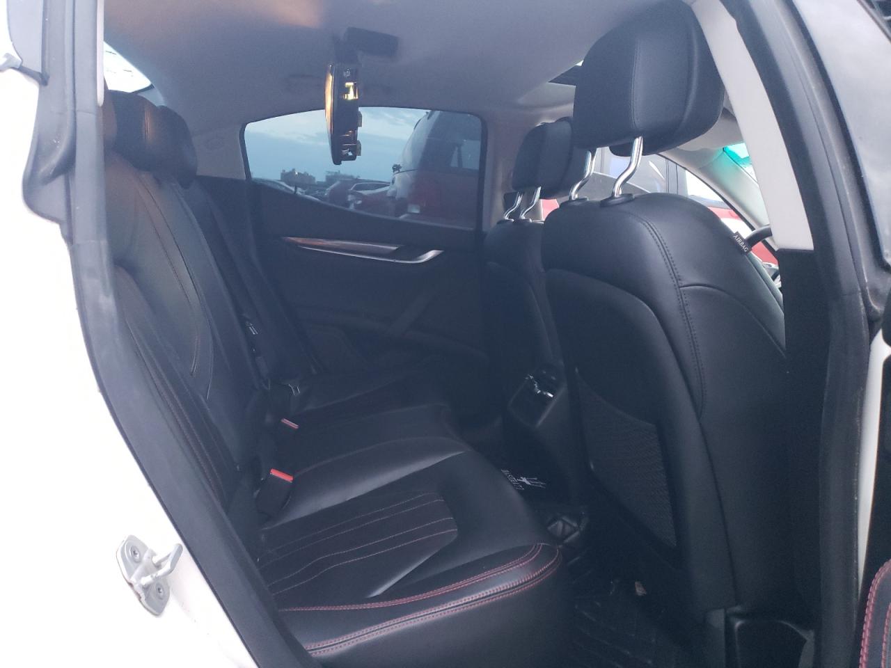 2016 Maserati Ghibli - Image 10