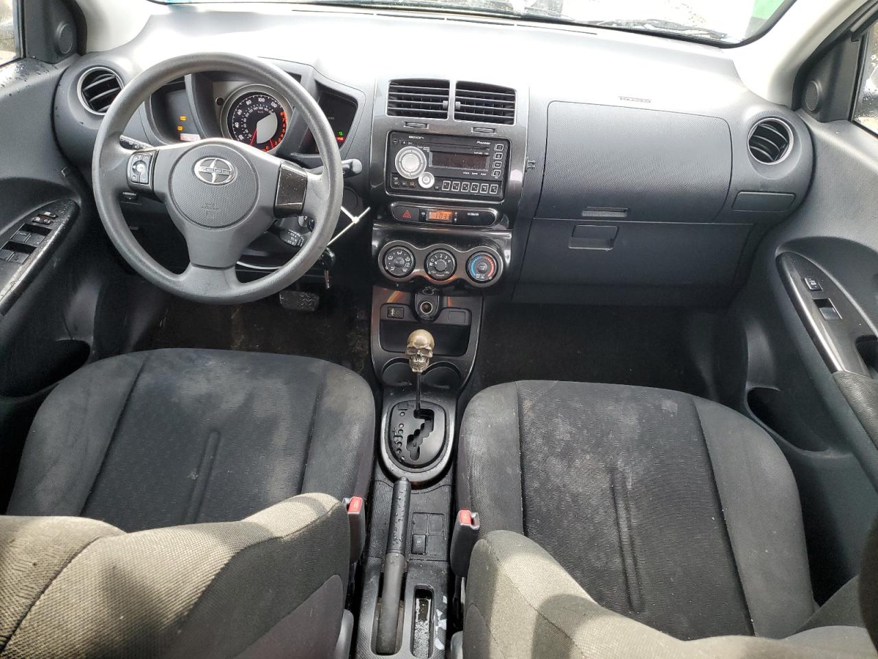 2010 Scion xD - Image 8