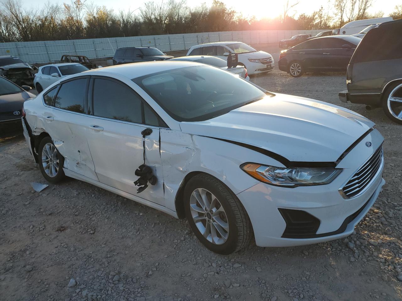 2020 Ford Fusion - Image 4