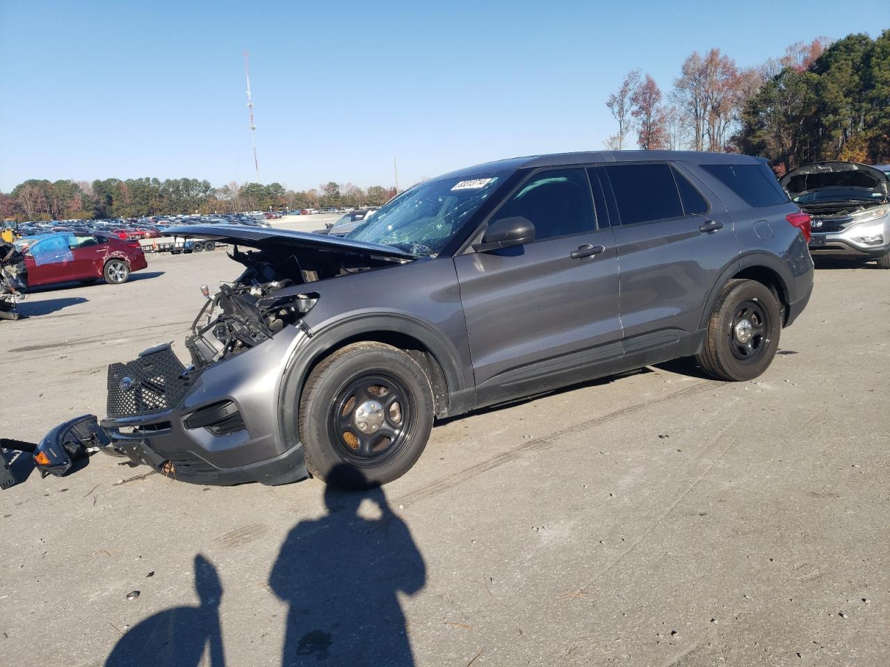 2022 Ford Explorer - Image 1