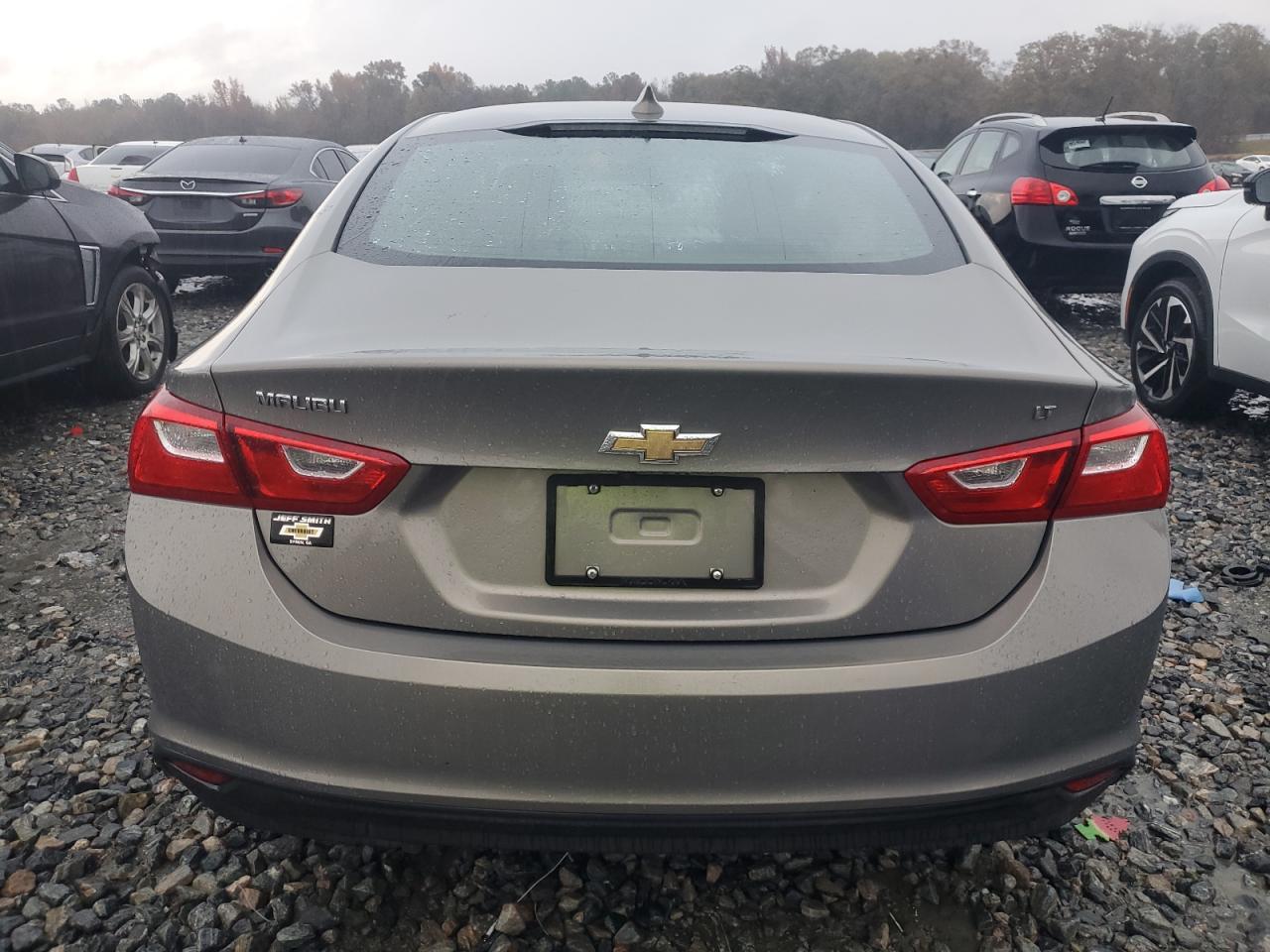 2018 Chevrolet Malibu - Image 6