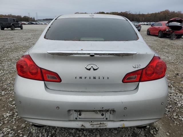  INFINITI G37 2013 Сріблястий