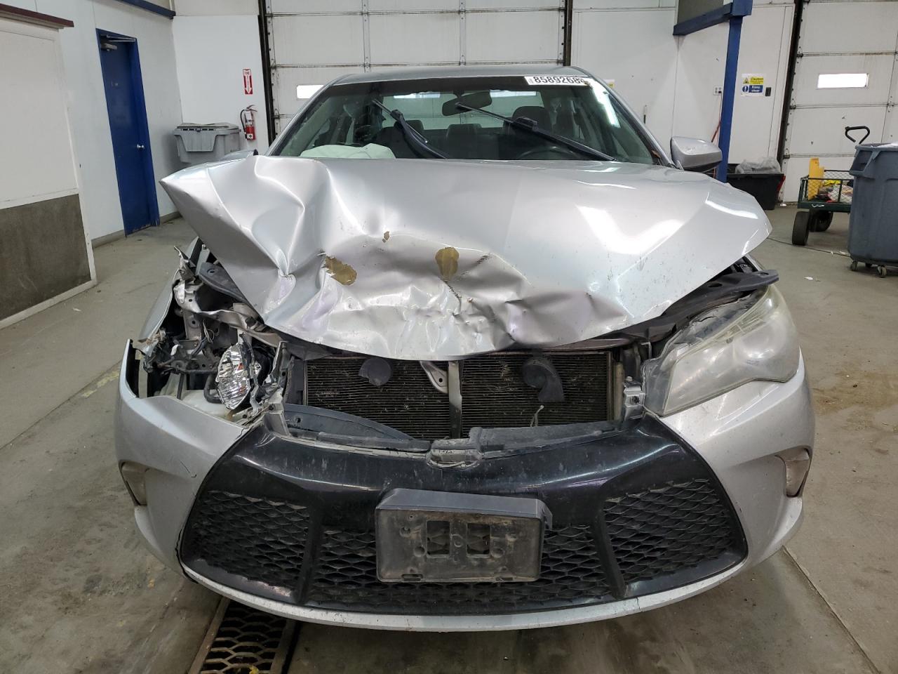 VIN 4T1BF1FKXGU137435 2016 TOYOTA CAMRY no.5