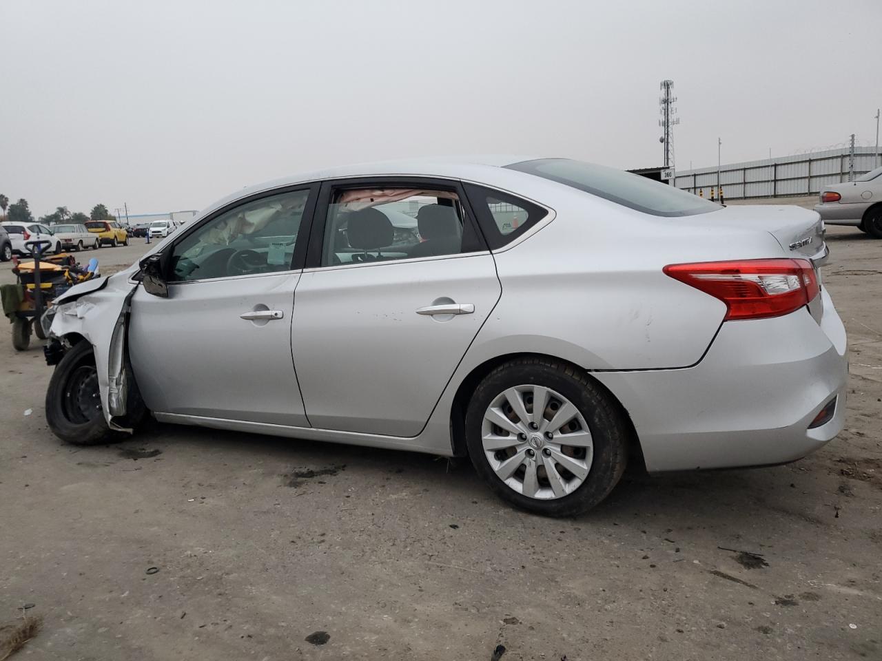 2019 Nissan Sentra - Image 2