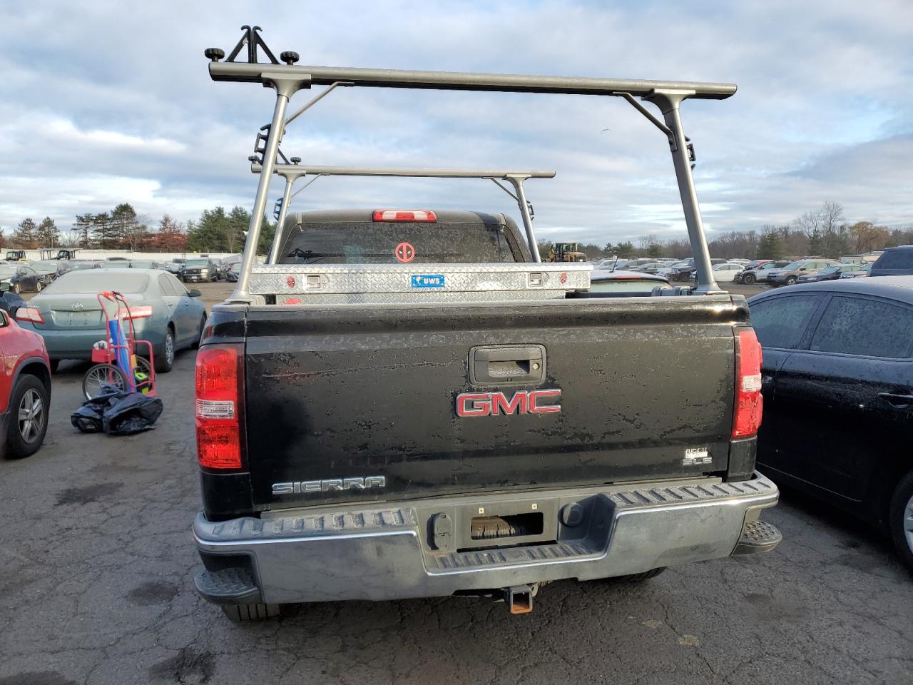 2017 GMC Sierra - Image 6