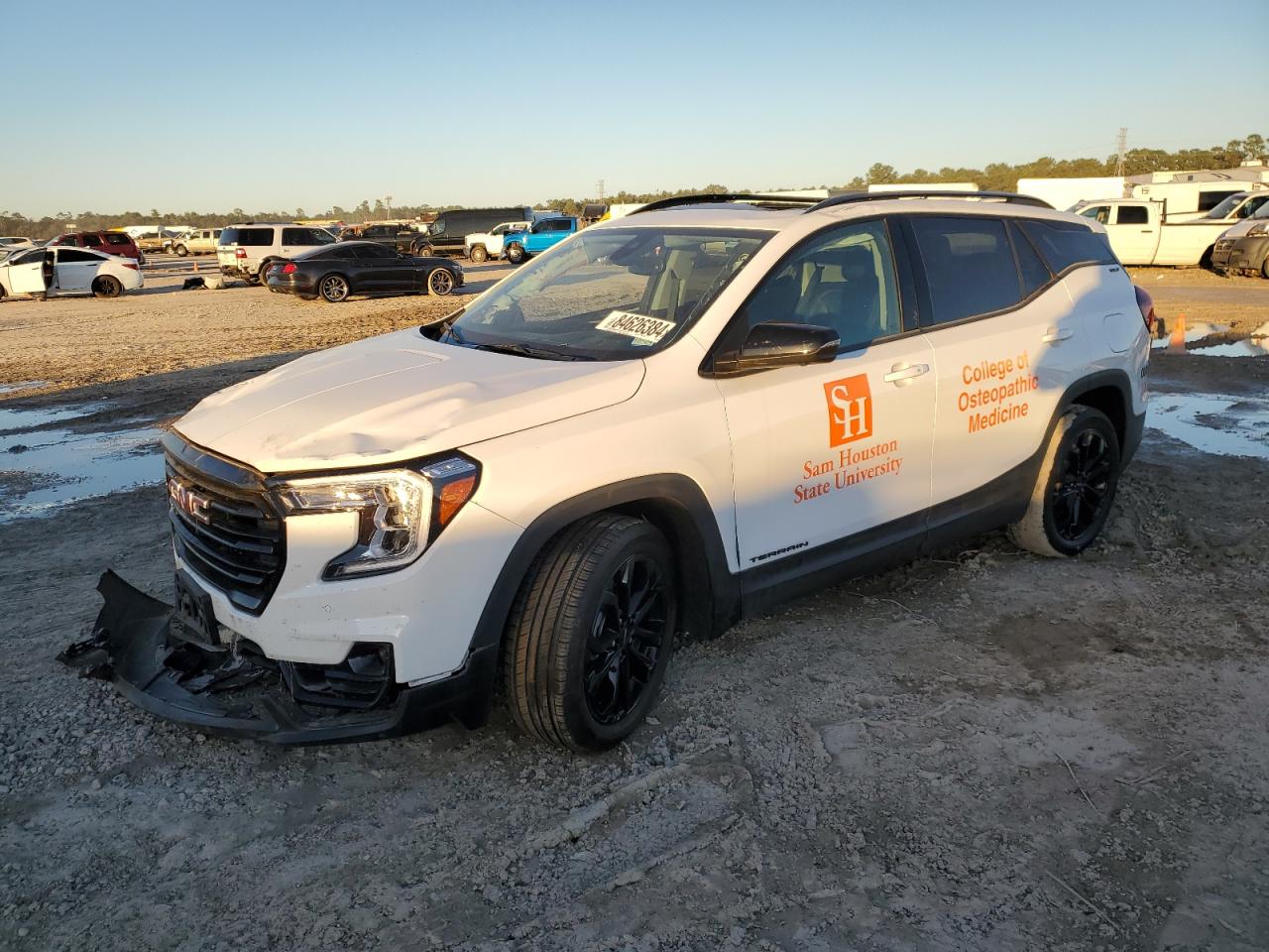 2022 GMC Terrain - Image 1