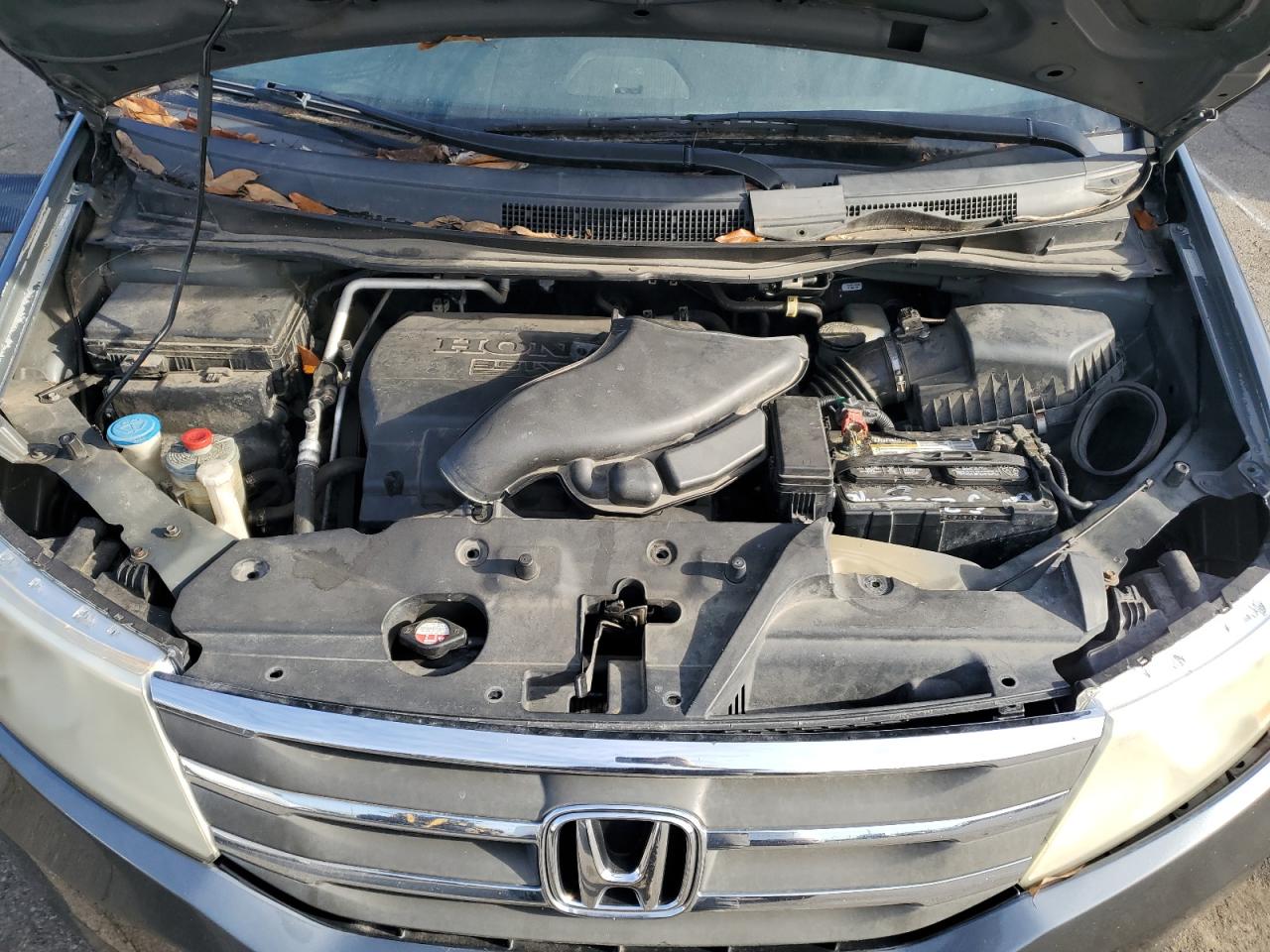 2012 Honda Odyssey - Image 12