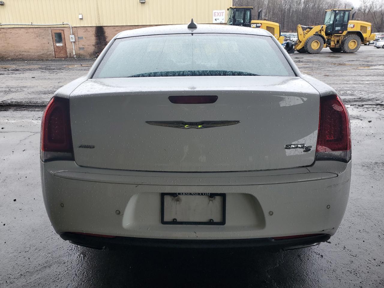 VIN 2C3CCAGG1GH282916 2016 CHRYSLER 300 no.6