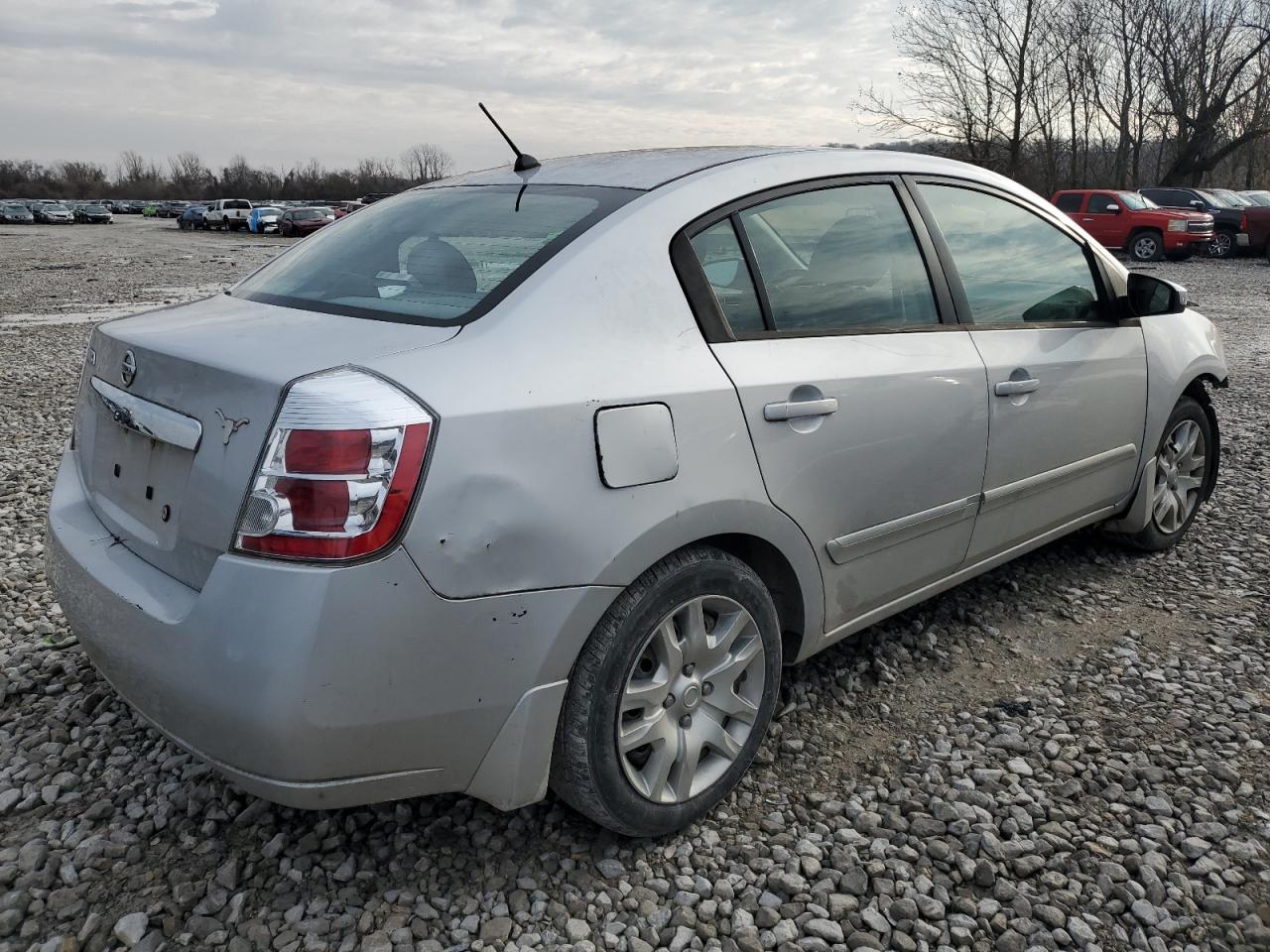 2010 Nissan Sentra - Image 3
