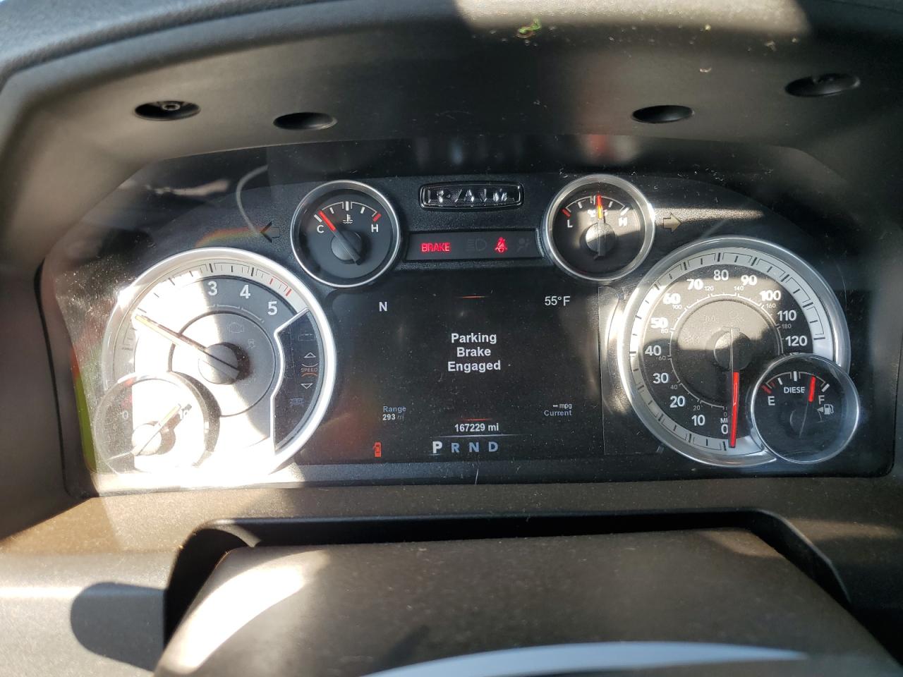 2015 RAM 1500 - Image 9