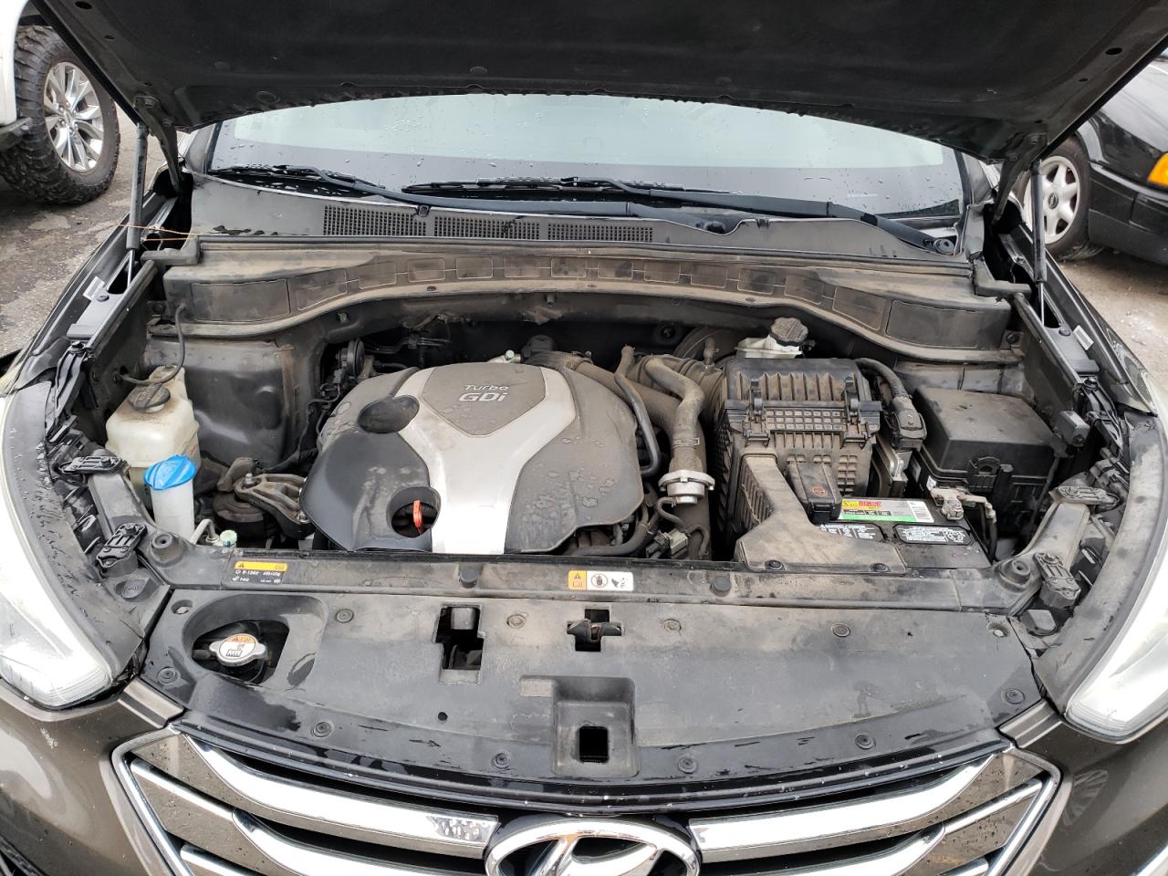 2014 Hyundai Santa Fe - Image 12