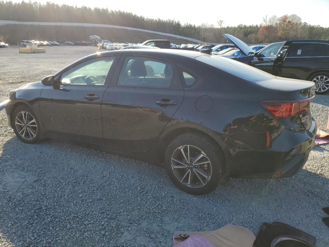 2022 Kia Forte - Image 2