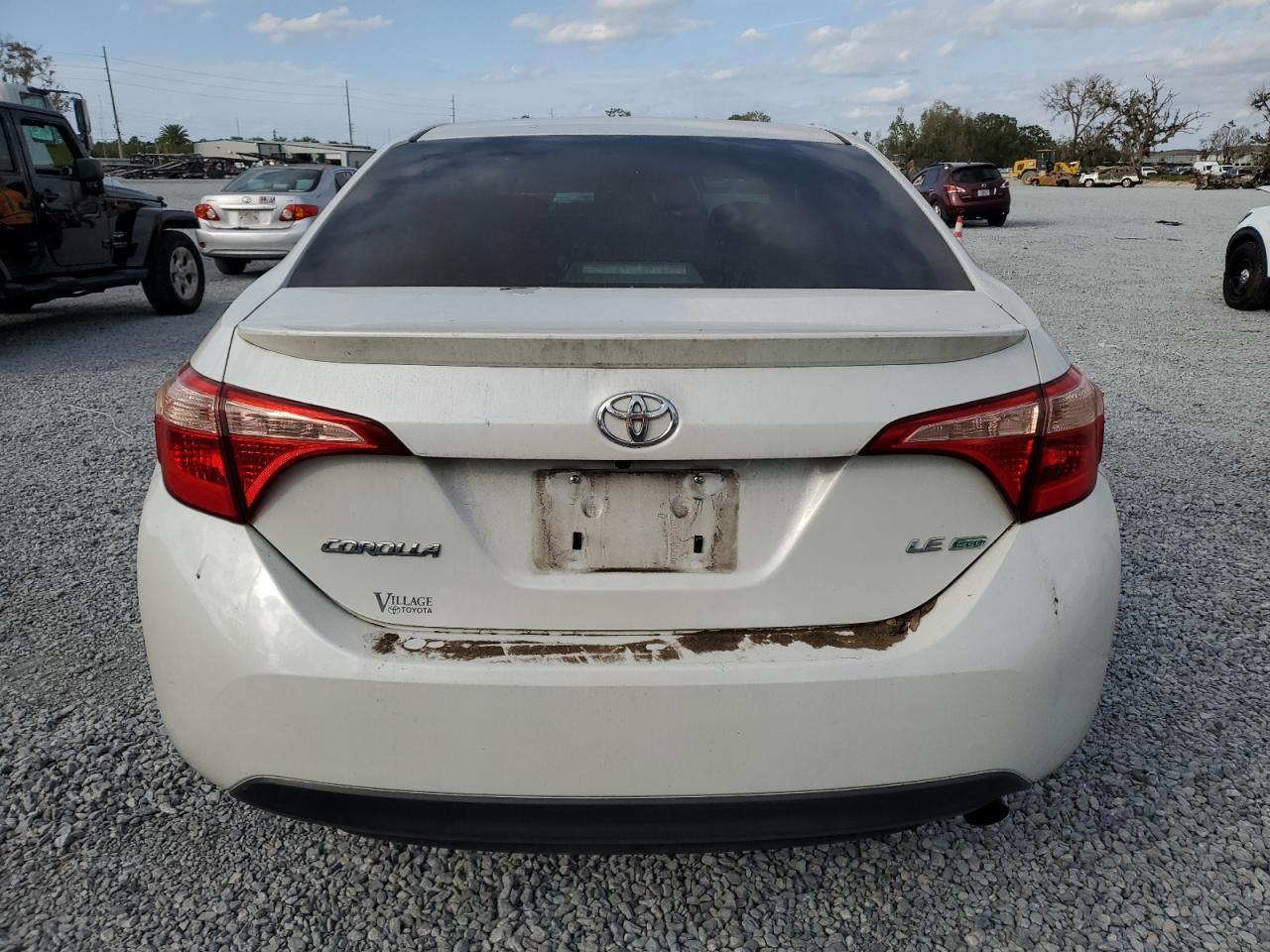 VIN 5YFBPRHE5HP670346 2017 TOYOTA COROLLA no.6