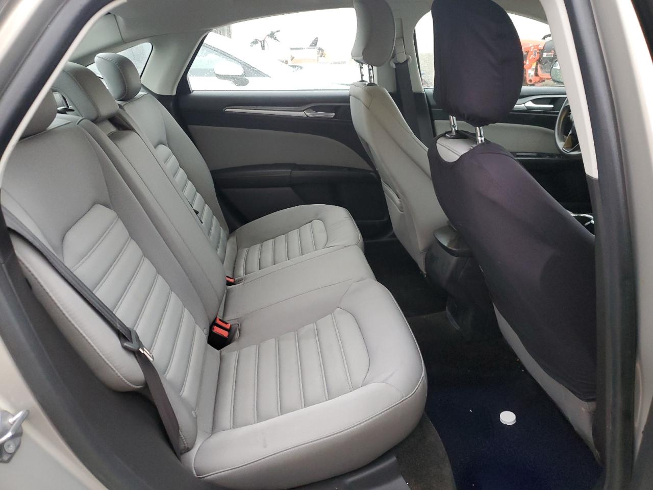 2015 Ford Fusion - Image 10
