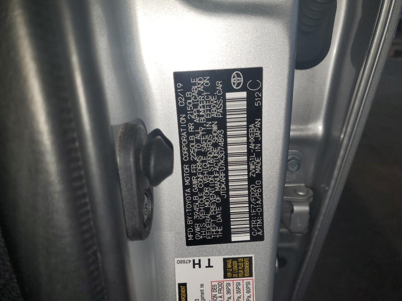 2019 Toyota Prius - Image 12