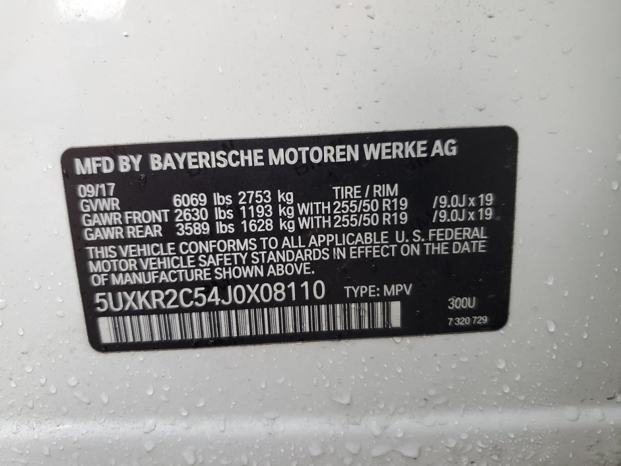 VIN 5UXKR2C54J0X08110 2018 BMW X5 no.13