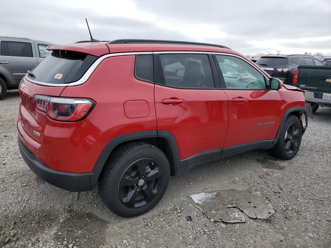 2018 Jeep Compass - Image 3