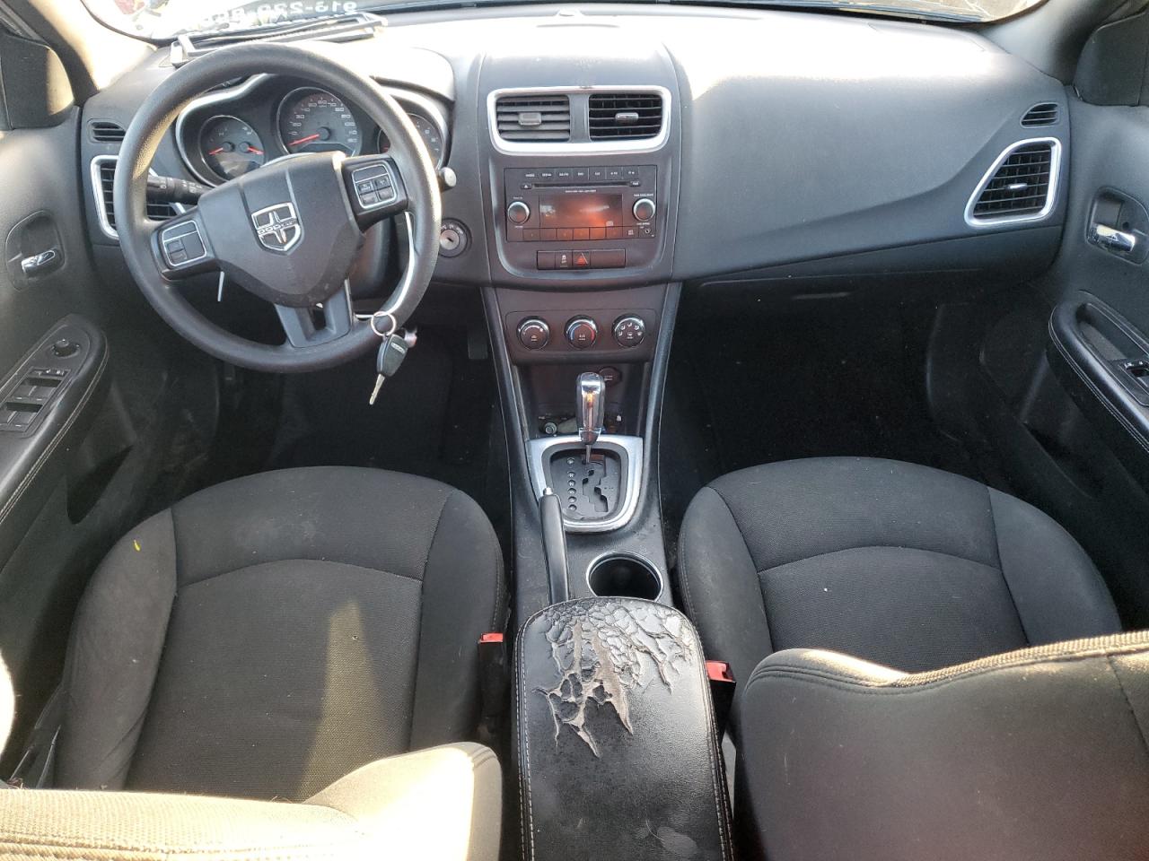 2012 Dodge Avenger - Image 8