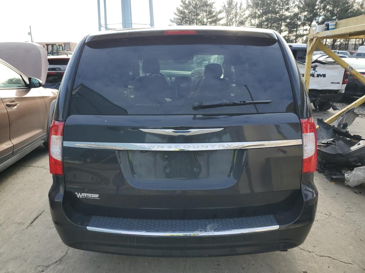 2015 Chrysler Town & Country Touring L VIN: 2C4RC1CG3FR728312 Lot: 83452204