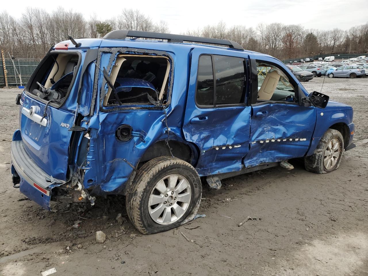 2010 Mercury Mountaineer - Image 3