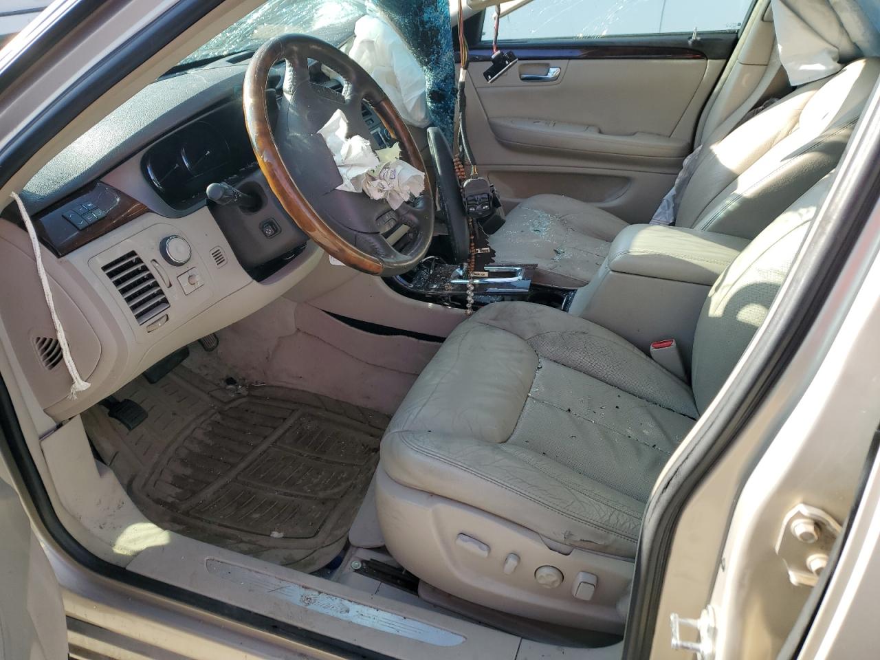 2008 Cadillac DTS - Image 7