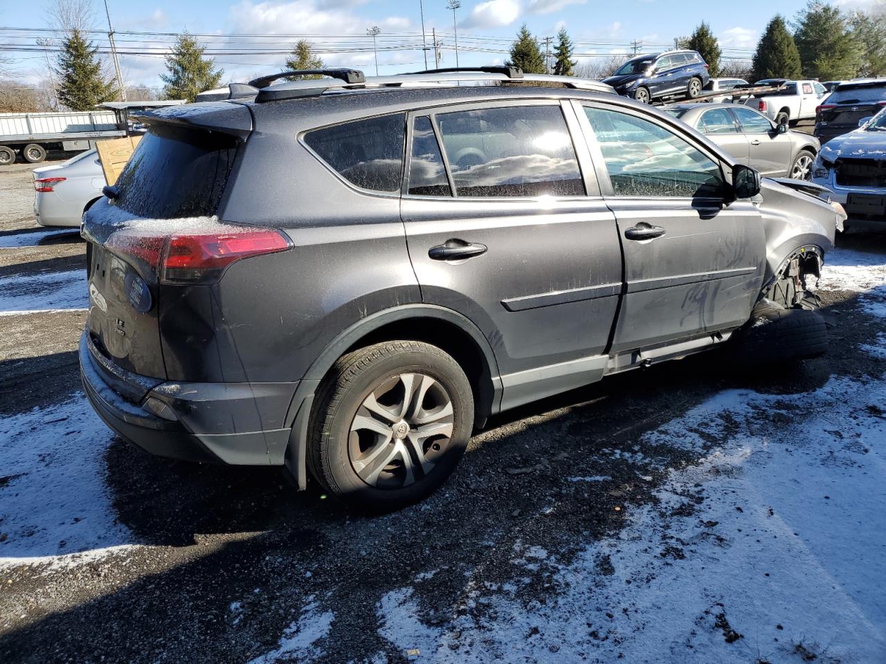 2017 Toyota RAV 4 - Image 3