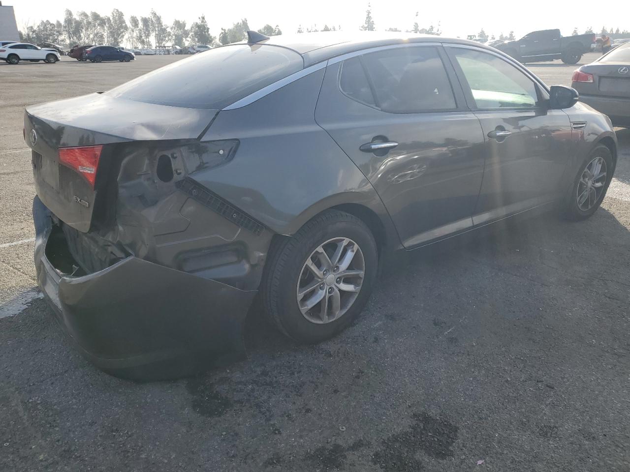 VIN 5XXGM4A70DG140575 2013 KIA OPTIMA no.3