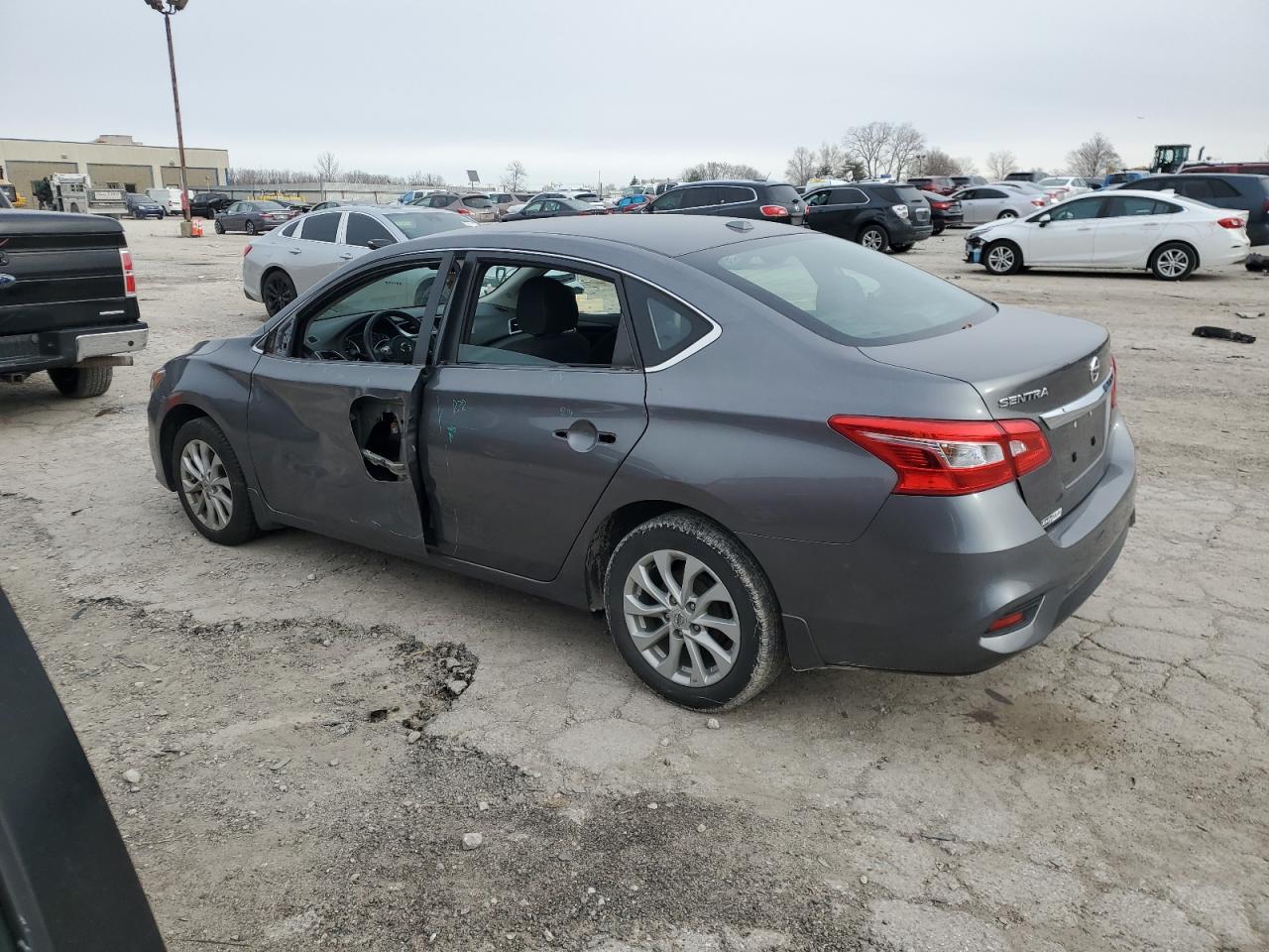 2019 Nissan Sentra - Image 2