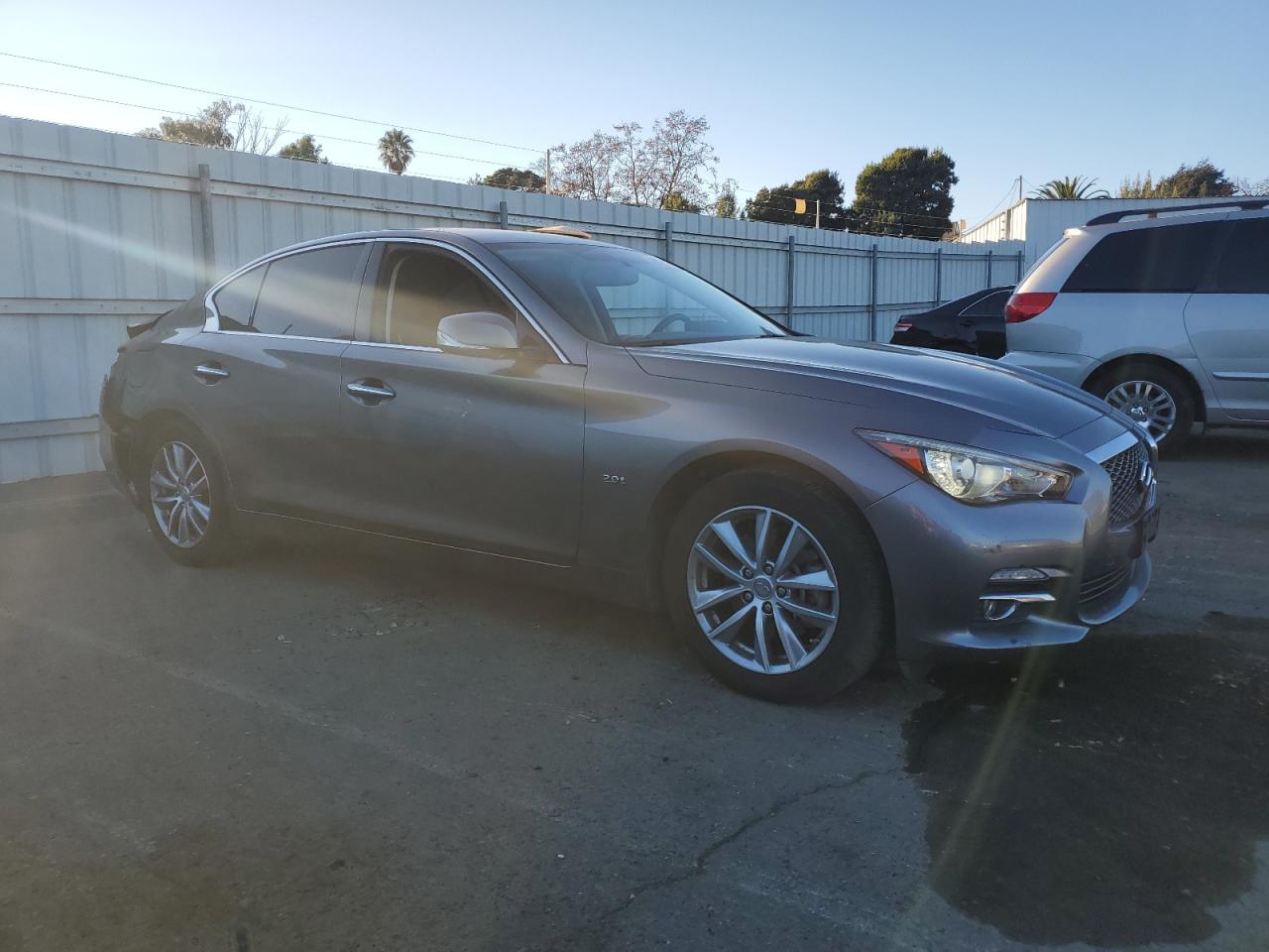 VIN JN1CV7APXHM641361 2017 INFINITI Q50 no.4