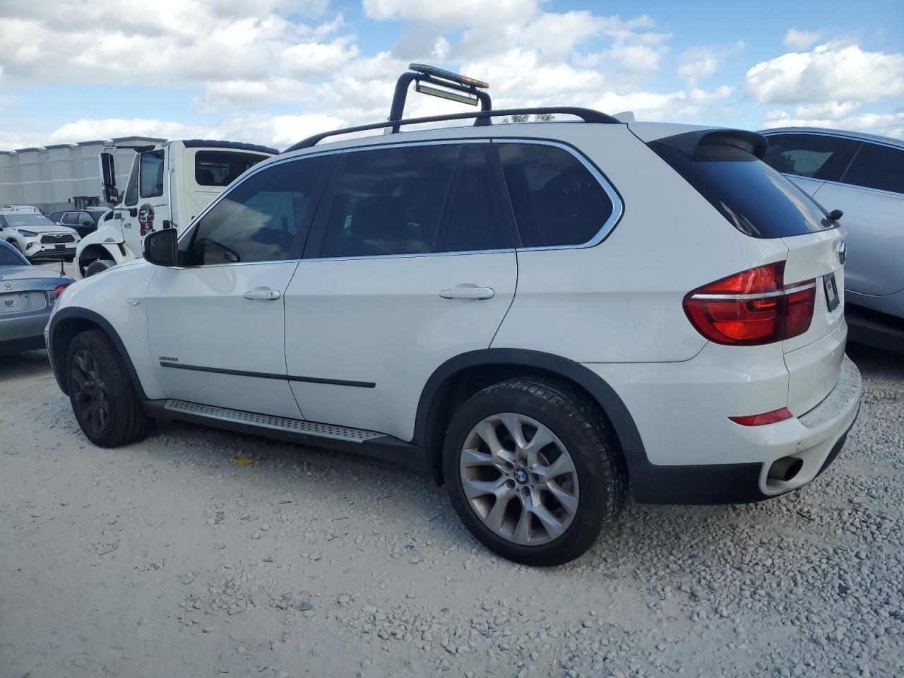 VIN 5UXZV4C5XD0B06714 2013 BMW X5 no.2