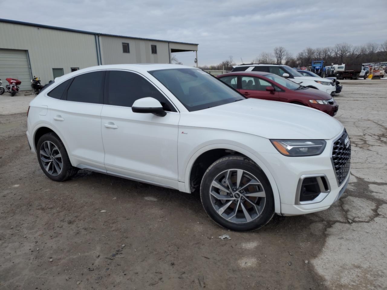 VIN WA14AAFY3M2130330 2021 AUDI Q5 no.4