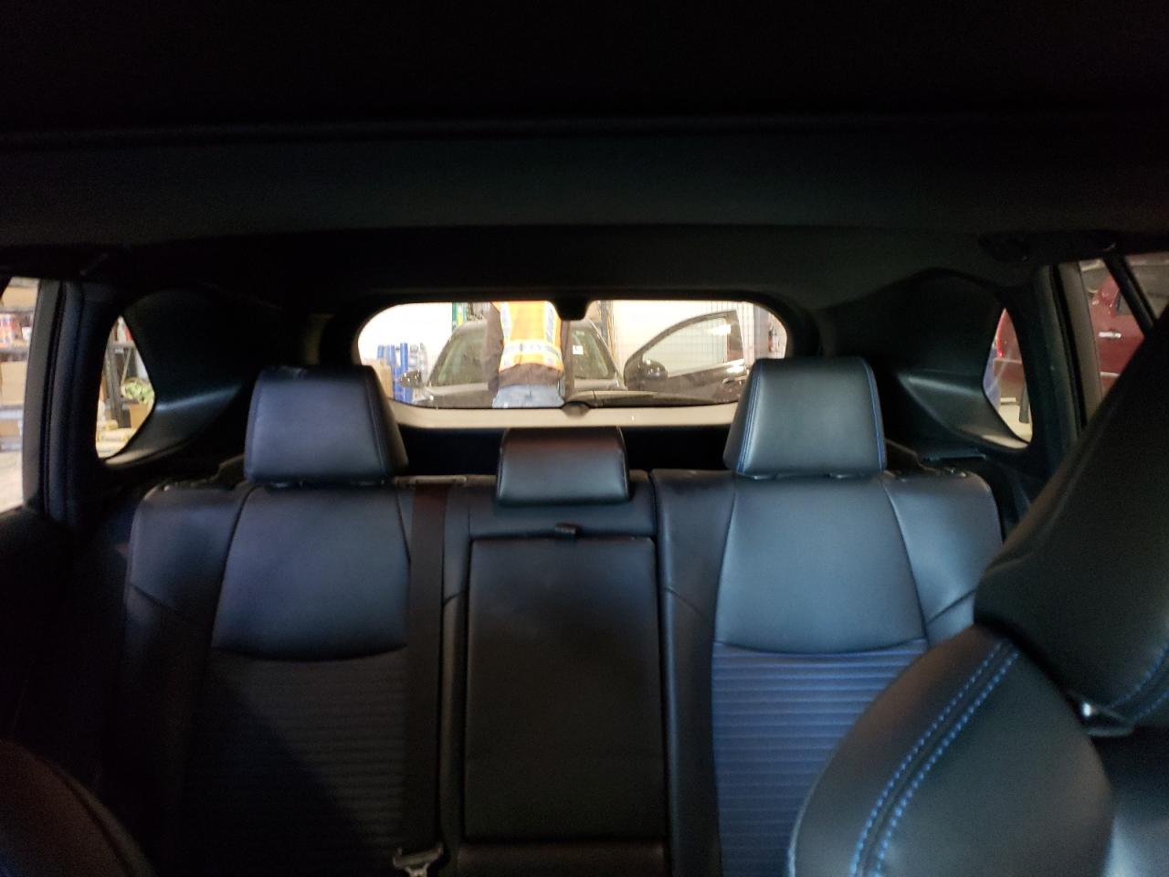 2019 Toyota RAV 4 - Image 10