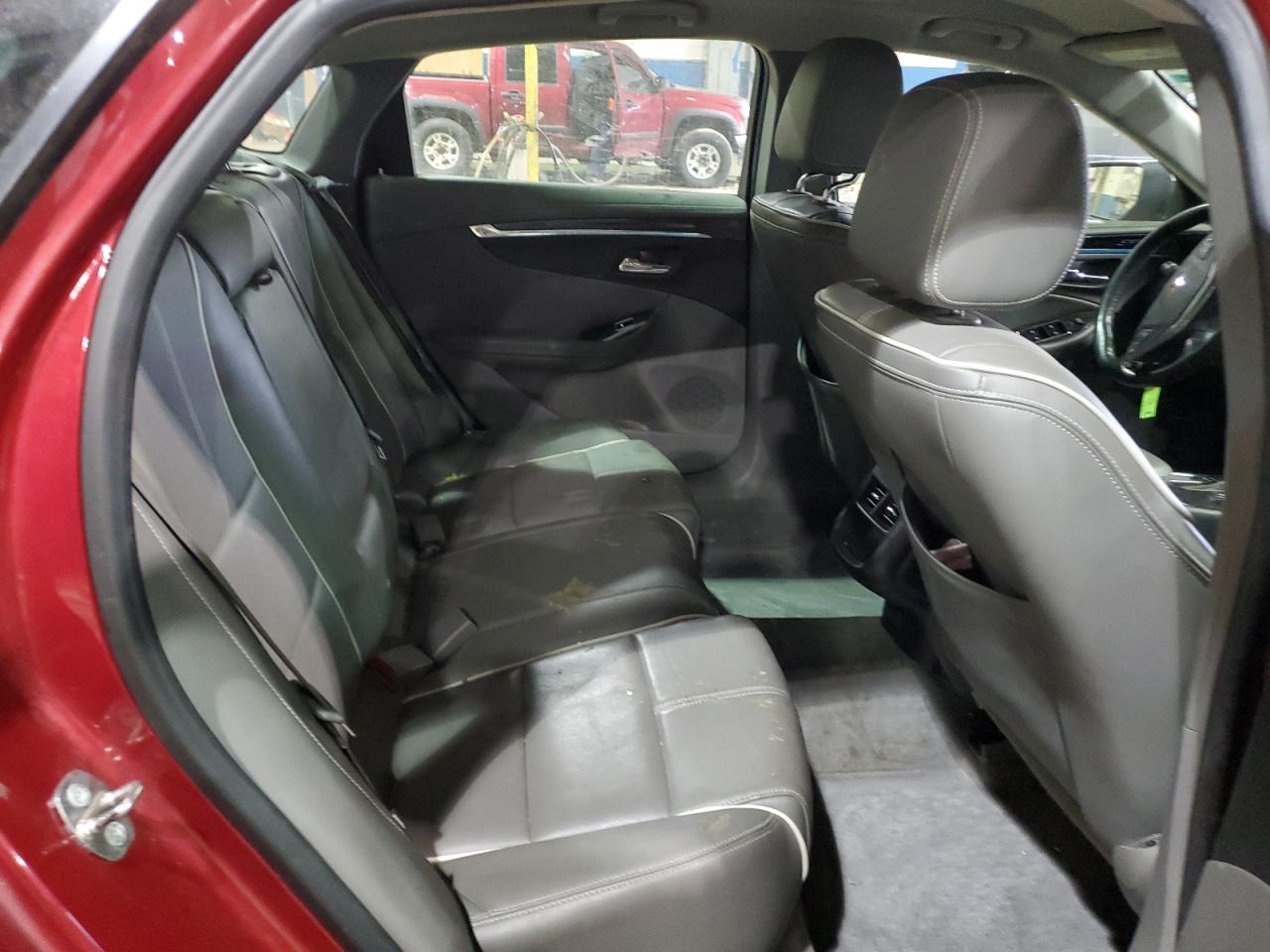 2015 Chevrolet Impala - Image 10