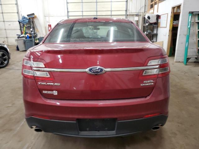 Sedans FORD TAURUS 2015 Czerwony