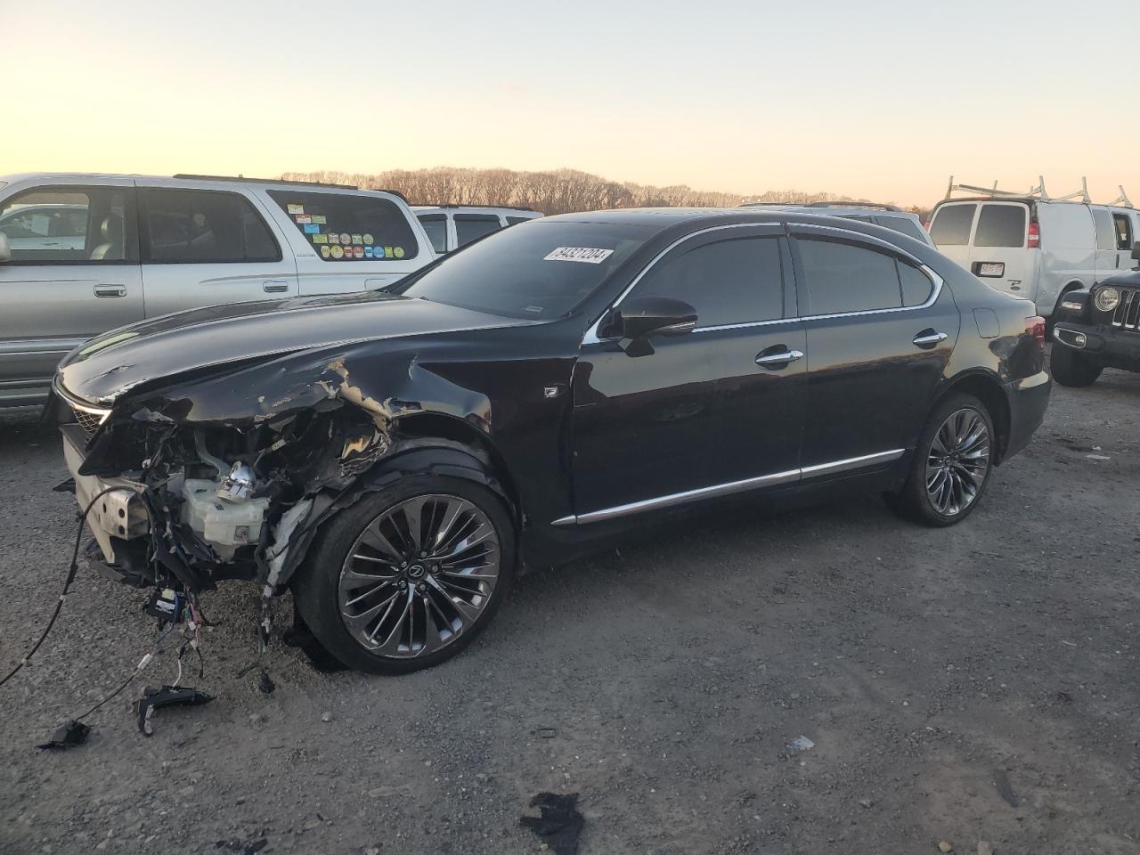 VIN JTHCL5EF7E5021273 2014 LEXUS LS460 no.1